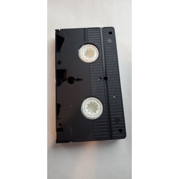 The Aristocats VHS Tape - Walt Disney Masterpiece Collection - Picture 4 of 7